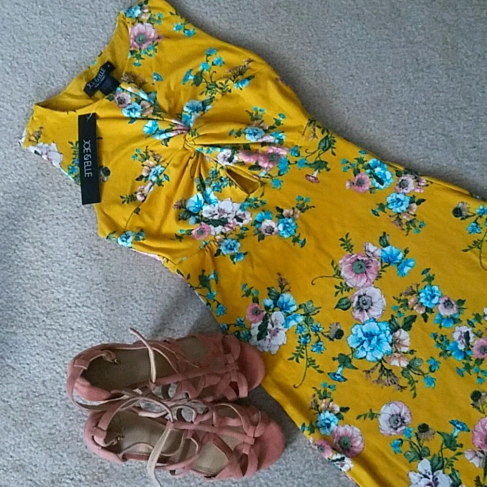 Floral bodycon dress